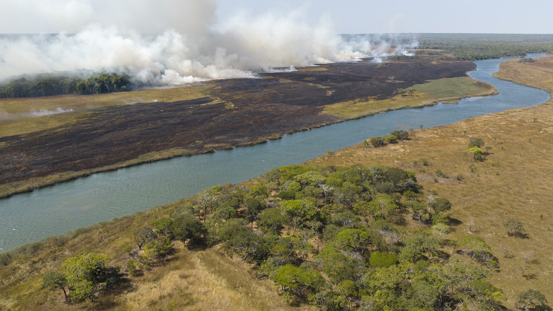 Waldbrände beeinflussen auch den Wasserkreislauf und die künftige Wasserverfügbarkeit